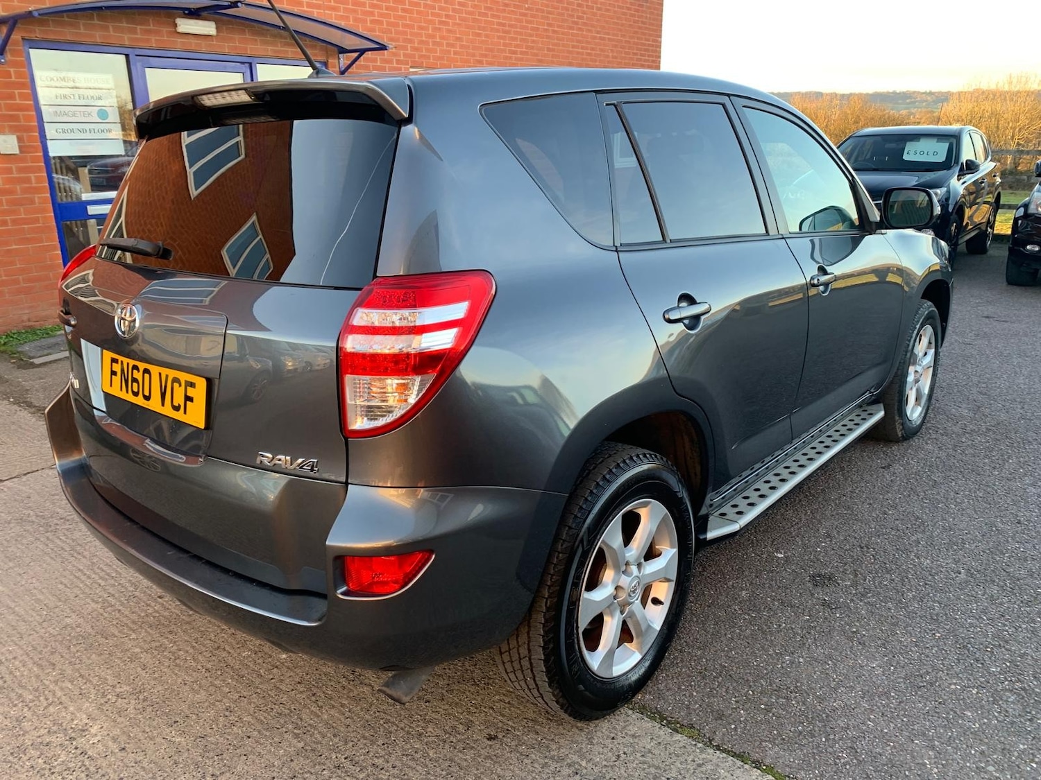 Used Toyota RAV4 2010 for sale - 76638014: Photo 9