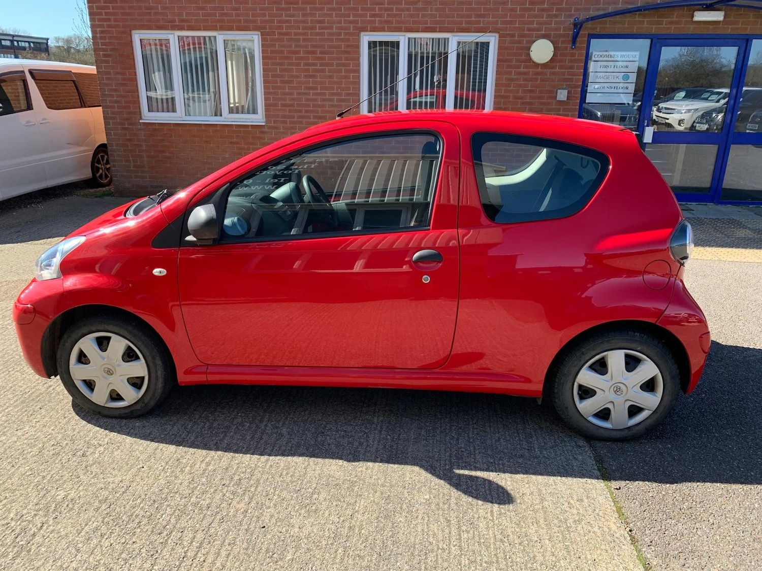 Used Toyota AYGO 2009 for sale - 78029130: Photo 8