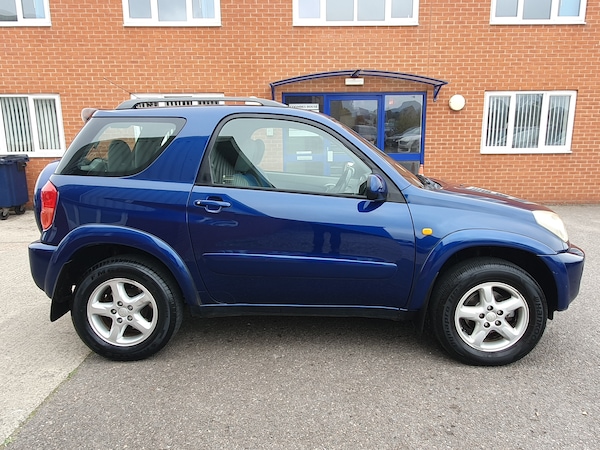 Used Toyota RAV4 2002 for sale - 76273714: Photo 16