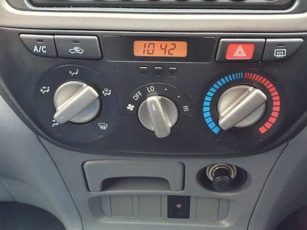 Used Toyota RAV4 2002 for sale - 76273714: Photo 42