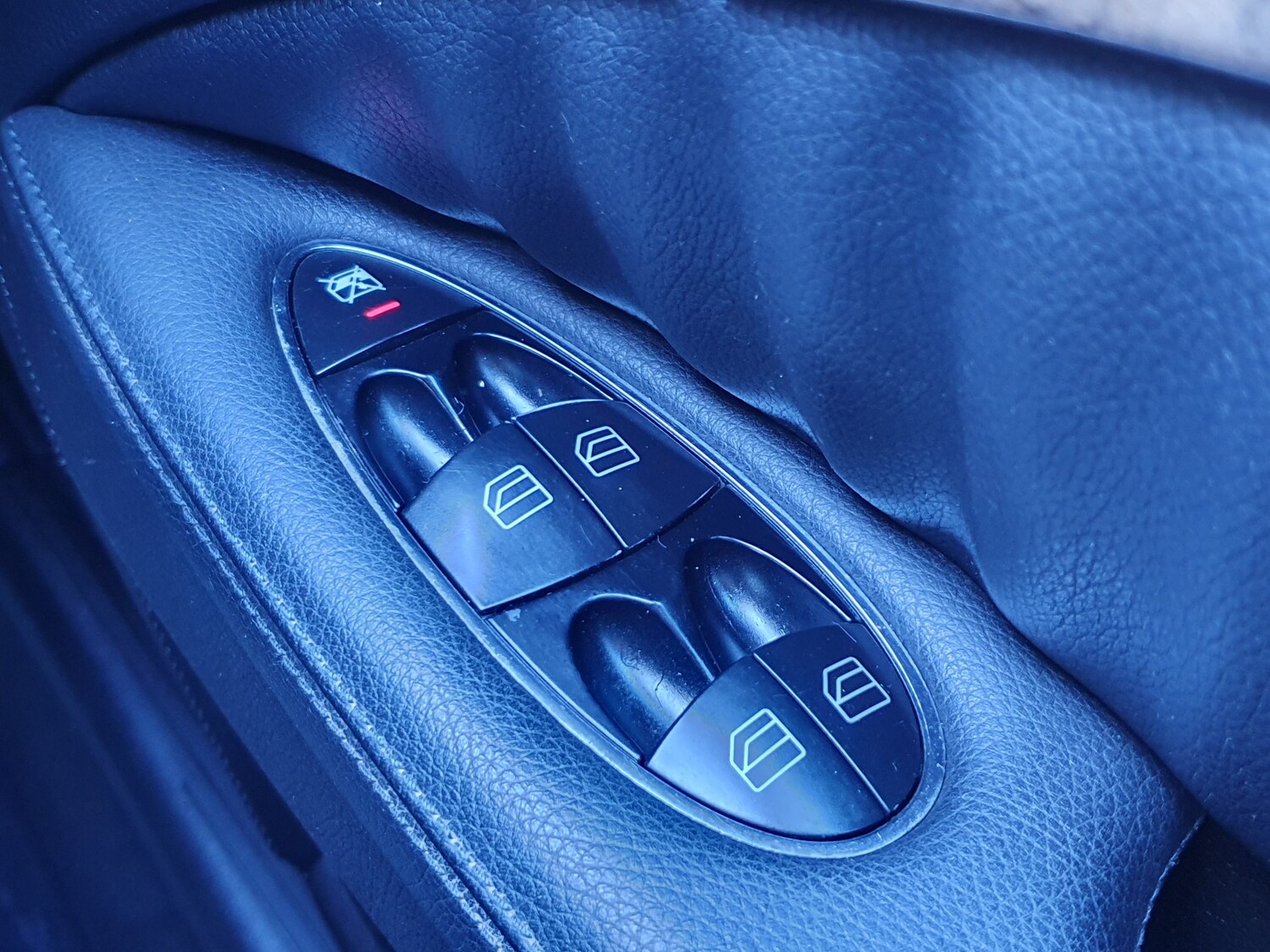 Used Mercedes-Benz E Class 2007 for sale - 78139769: Photo 37