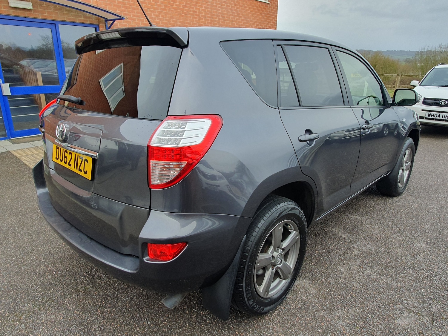 Used Toyota RAV4 2012 for sale - 77960032: Photo 10