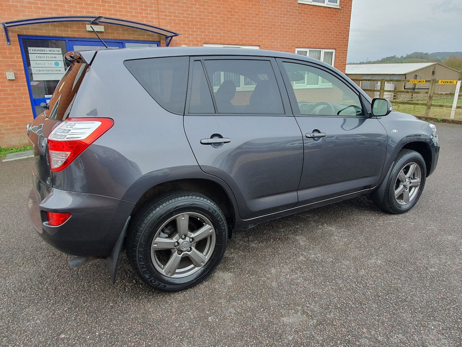 Used Toyota RAV4 2012 for sale - 77960032: Photo 11