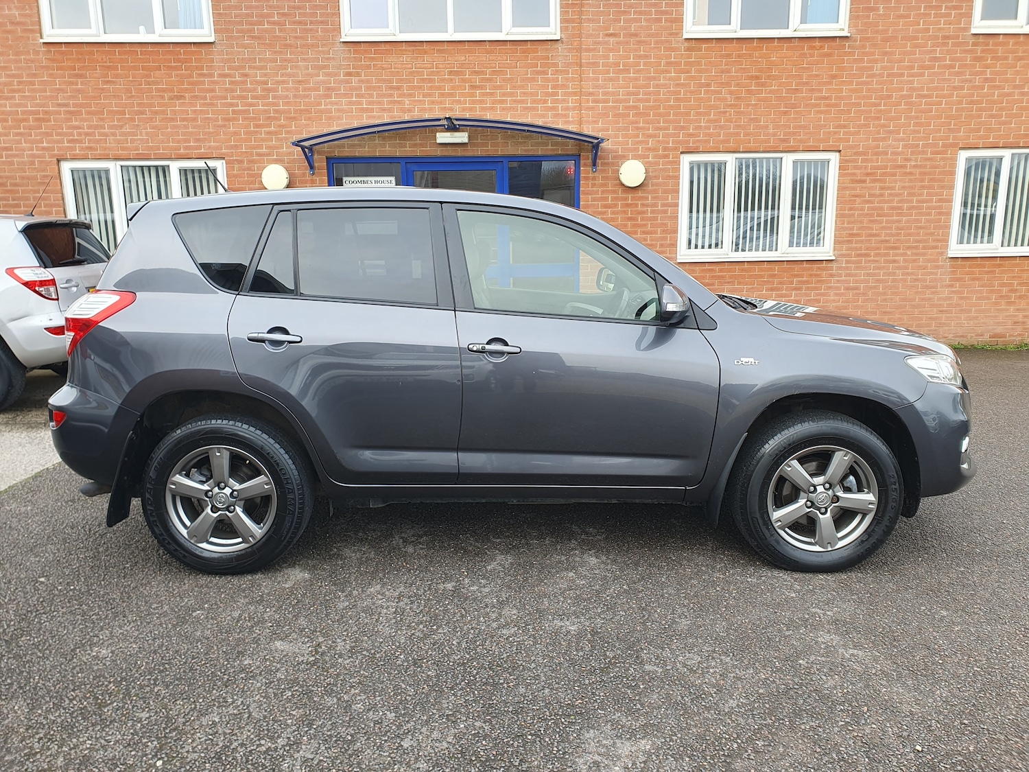 Used Toyota RAV4 2012 for sale - 77960032: Photo 12