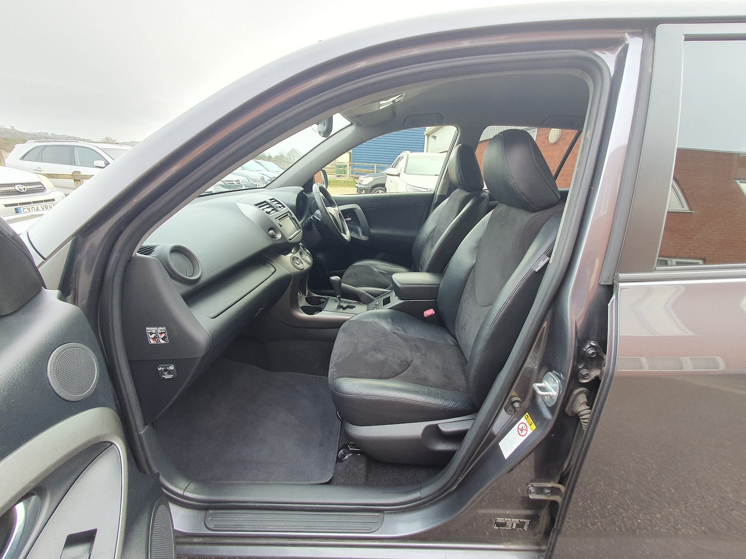 Used Toyota RAV4 2012 for sale - 77960032: Photo 19