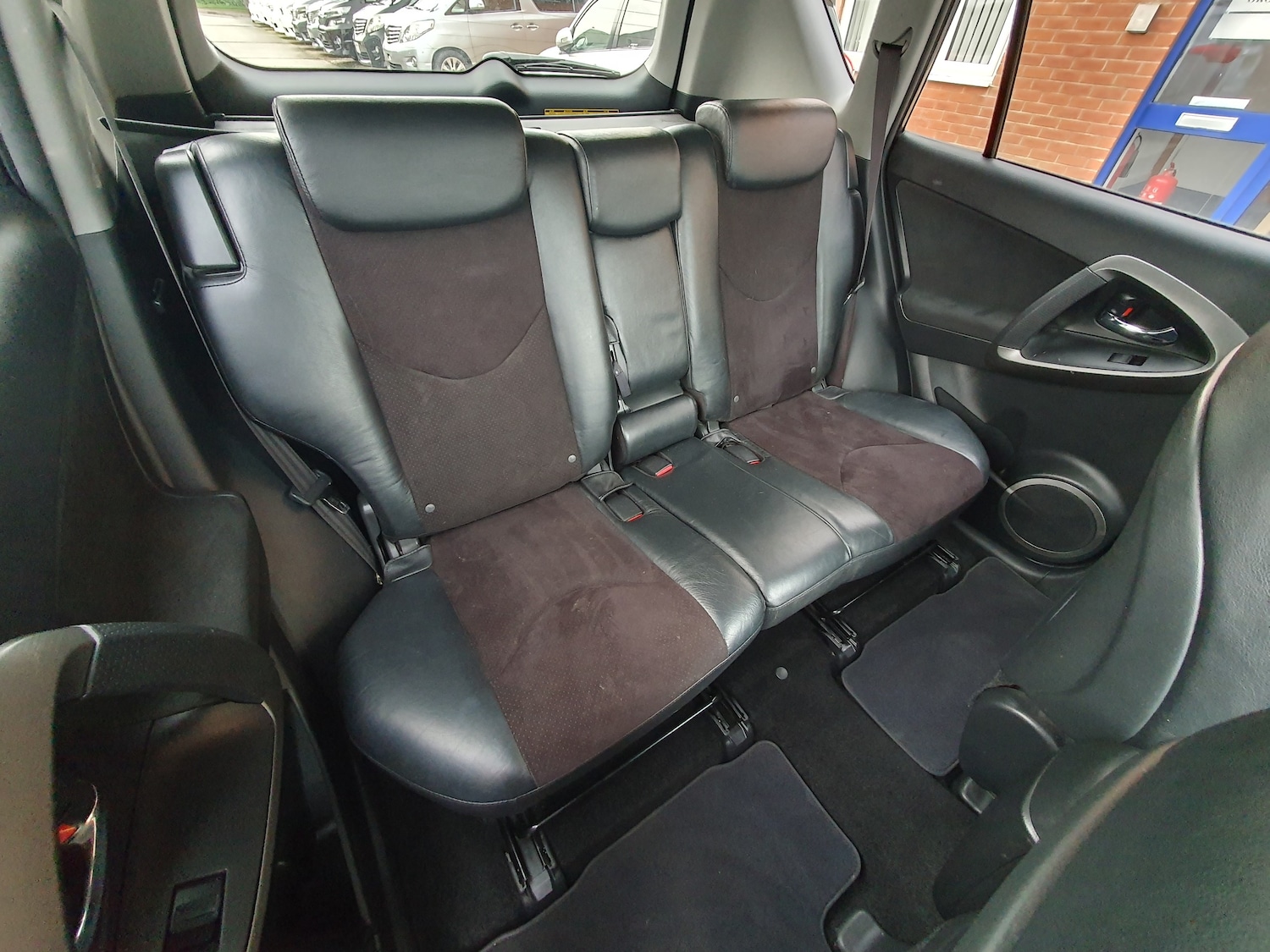 Used Toyota RAV4 2012 for sale - 77960032: Photo 28