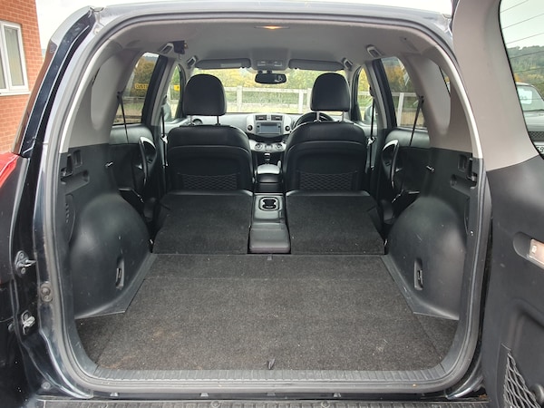 Used Toyota RAV4 2012 for sale - 76316599: Photo 13