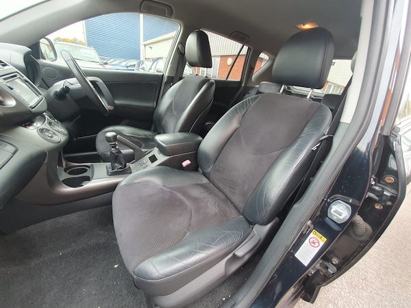Used Toyota RAV4 2012 for sale - 76316599: Photo 20
