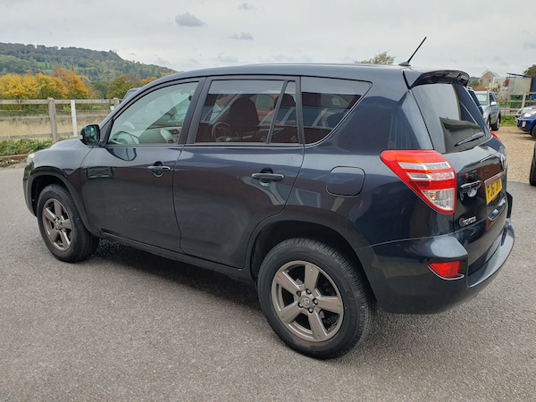 Used Toyota RAV4 2012 for sale - 76316599: Photo 7