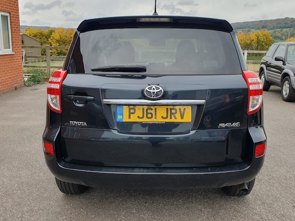 Used Toyota RAV4 2012 for sale - 76316599: Photo 9