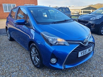 2015 (15) - 1.33 Dual VVT-i Icon Hatchback 5dr Petrol Manual Euro 5 Euro 5 (99 ps) TOTA