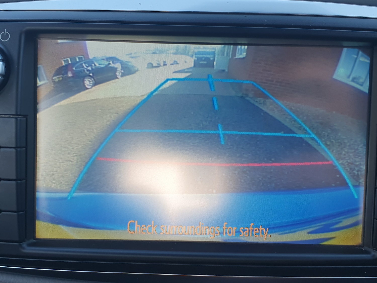 Used Toyota Yaris 2015 for sale - 76635049: Photo 25