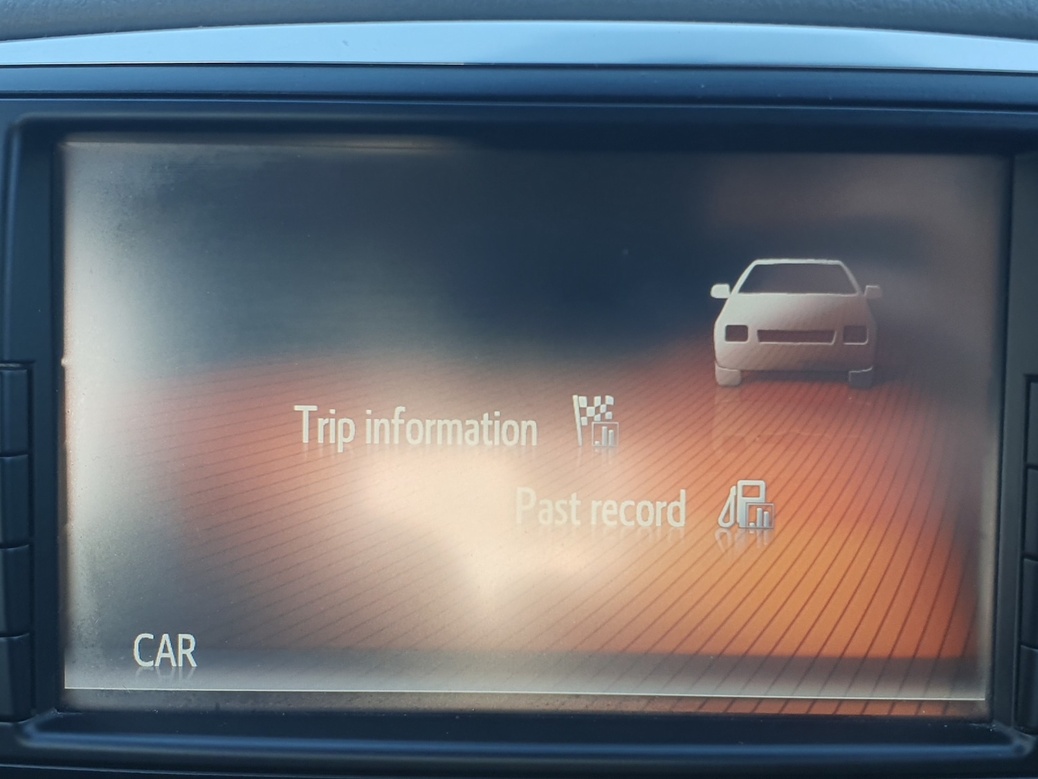 Used Toyota Yaris 2015 for sale - 76635049: Photo 26