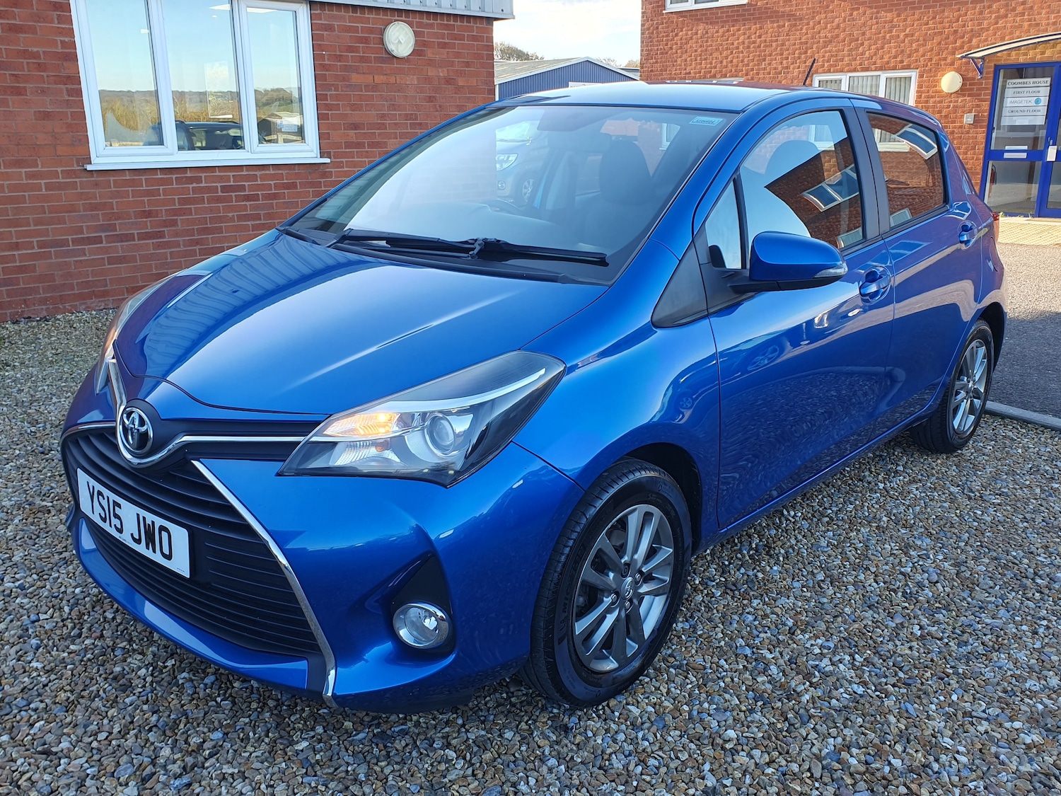 Used Toyota Yaris 2015 for sale - 76635049: Photo 6