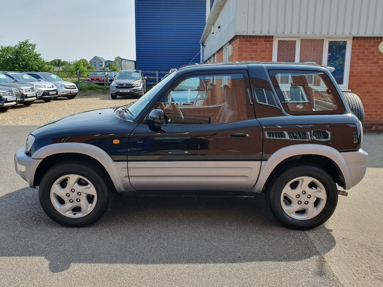 Used Toyota RAV4 1998 for sale - 76149201: Photo 11