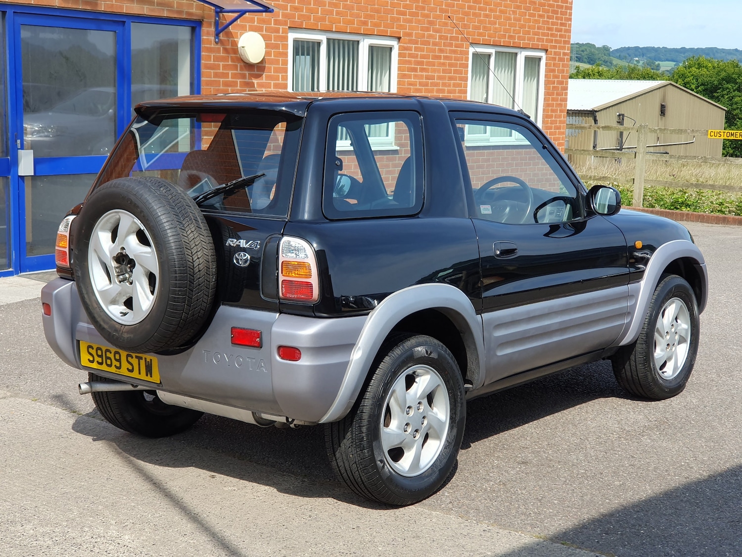 Used Toyota RAV4 1998 for sale - 76149201: Photo 20