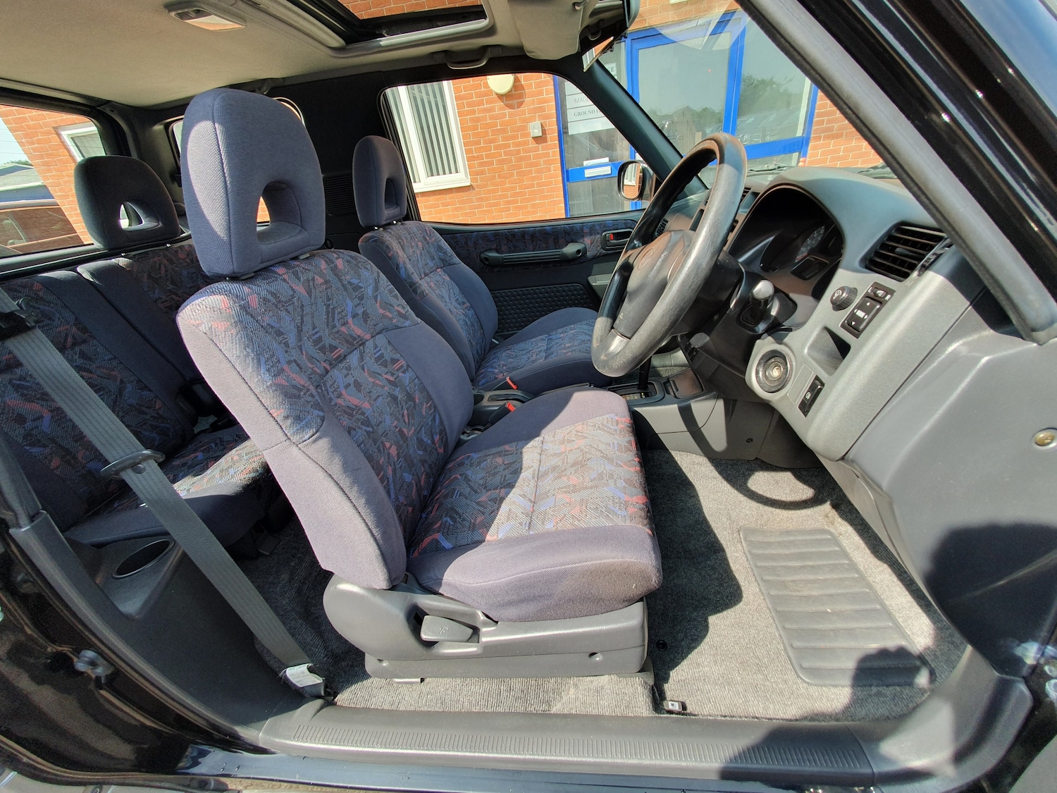 Used Toyota RAV4 1998 for sale - 76149201: Photo 29