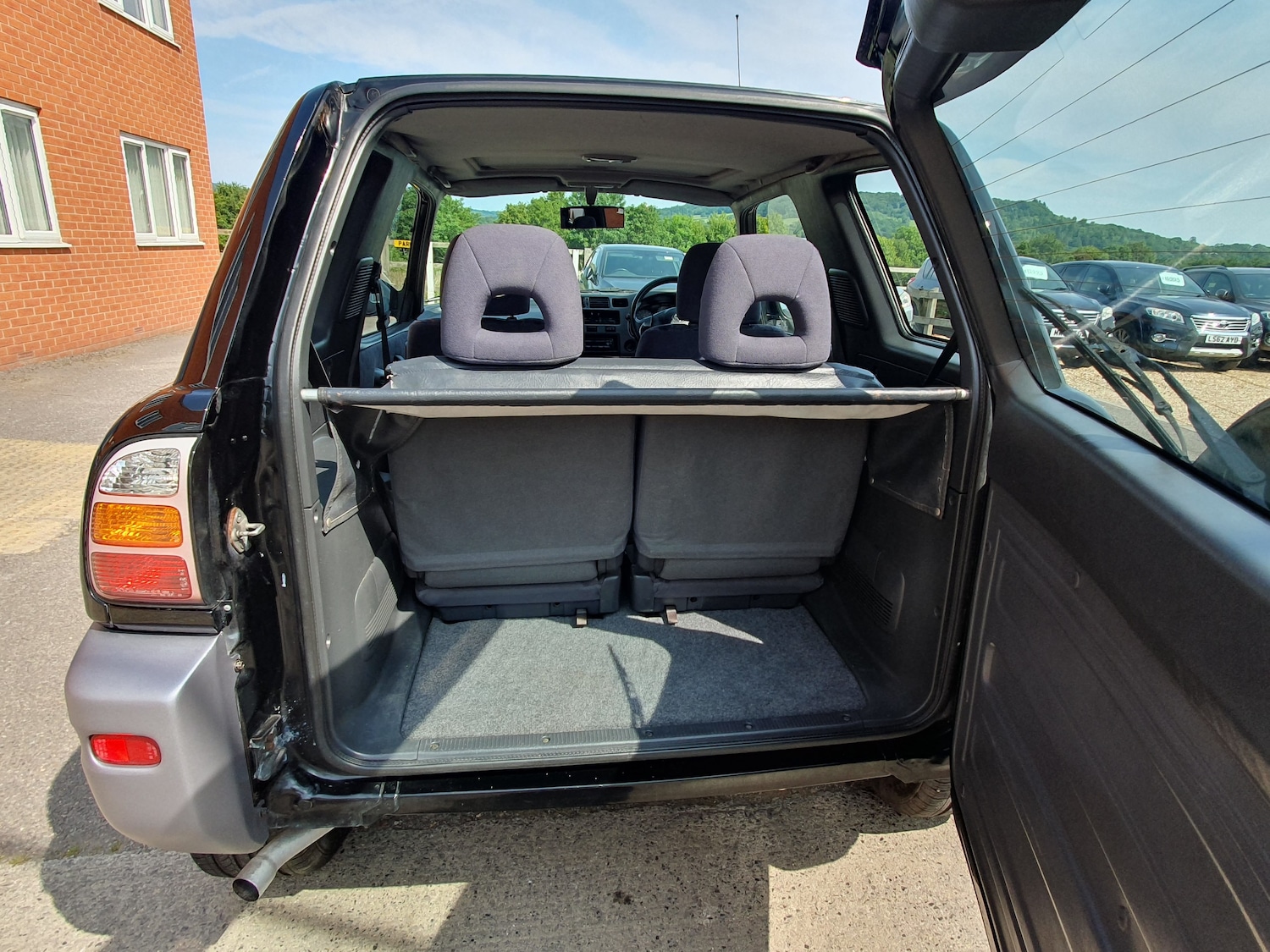 Used Toyota RAV4 1998 for sale - 76149201: Photo 44