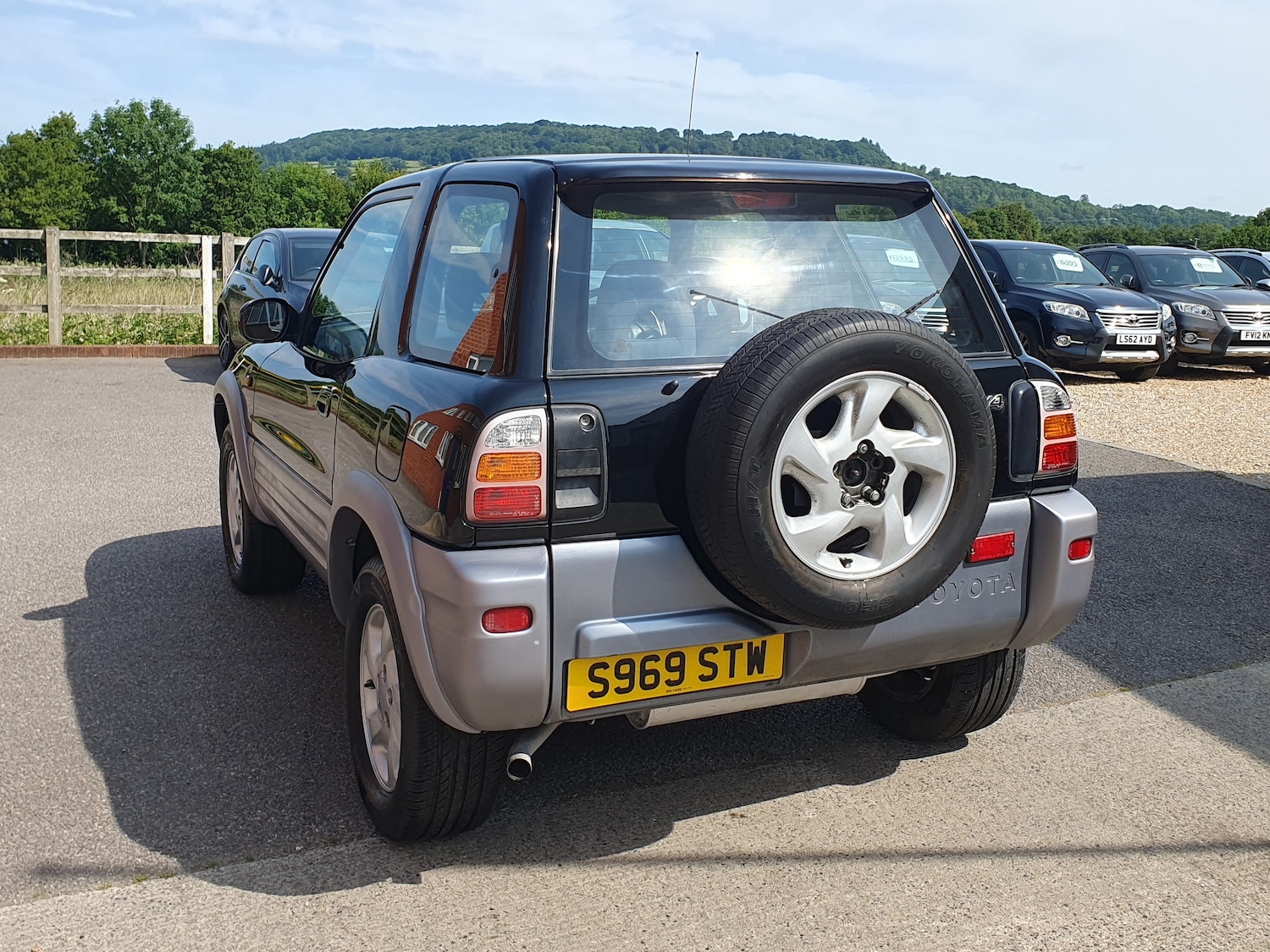 Used Toyota RAV4 1998 for sale - 76149201: Photo 8