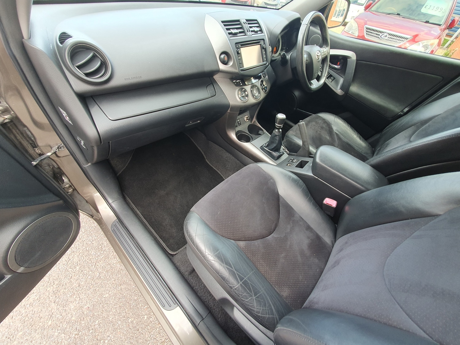 Used Toyota RAV4 2012 for sale - 76133998: Photo 40