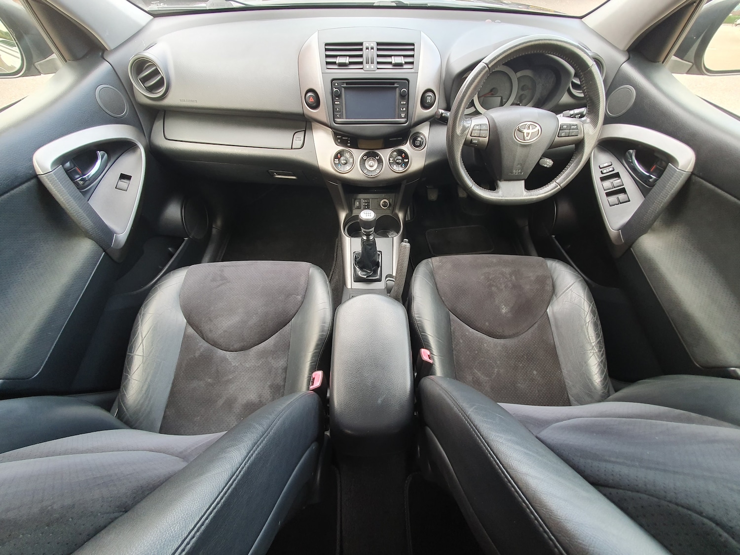 Used Toyota RAV4 2012 for sale - 76133998: Photo 43