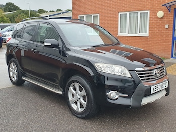 2011 (60) - 2.2 D-4D XT-R 5dr 2WD