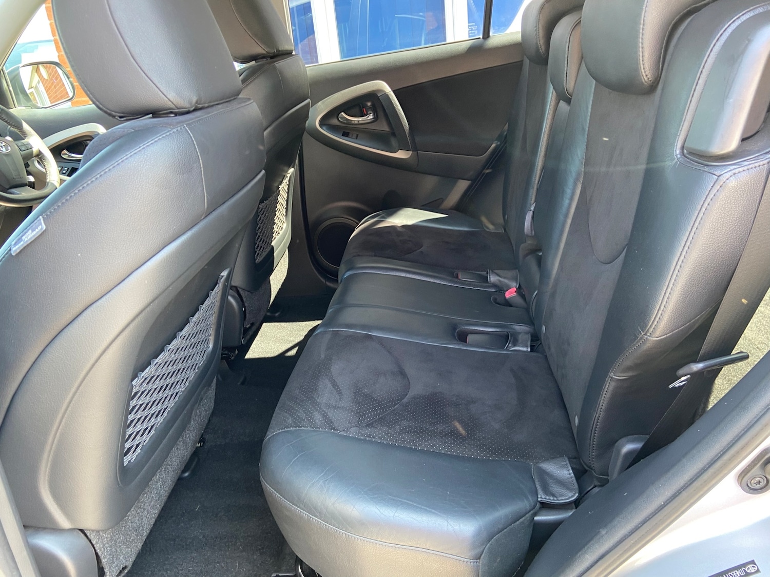 Used Toyota RAV4 2012 for sale - 76120137: Photo 15