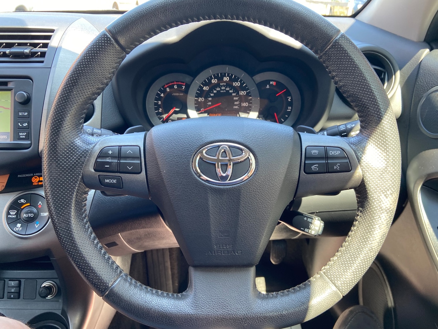 Used Toyota RAV4 2012 for sale - 76120137: Photo 25