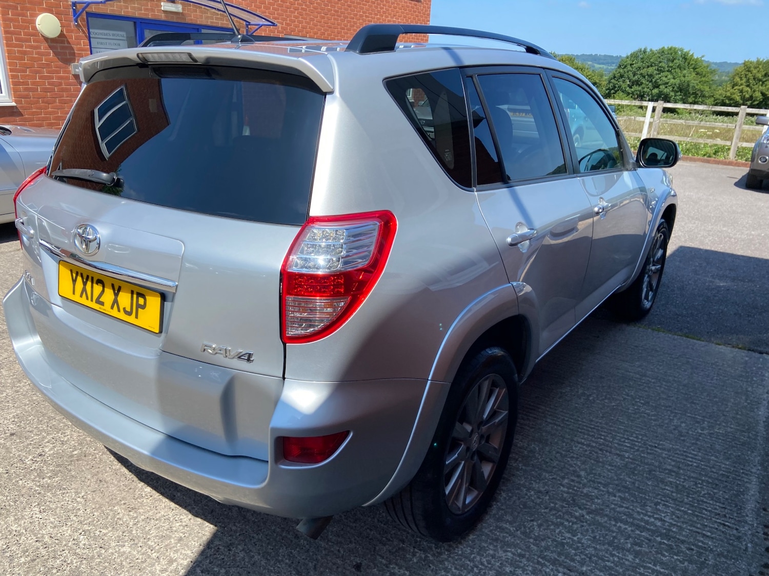 Used Toyota RAV4 2012 for sale - 76120137: Photo 7