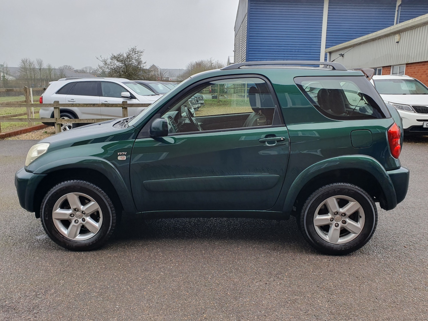 Used Toyota RAV4 2004 for sale - 77845518: Photo 12