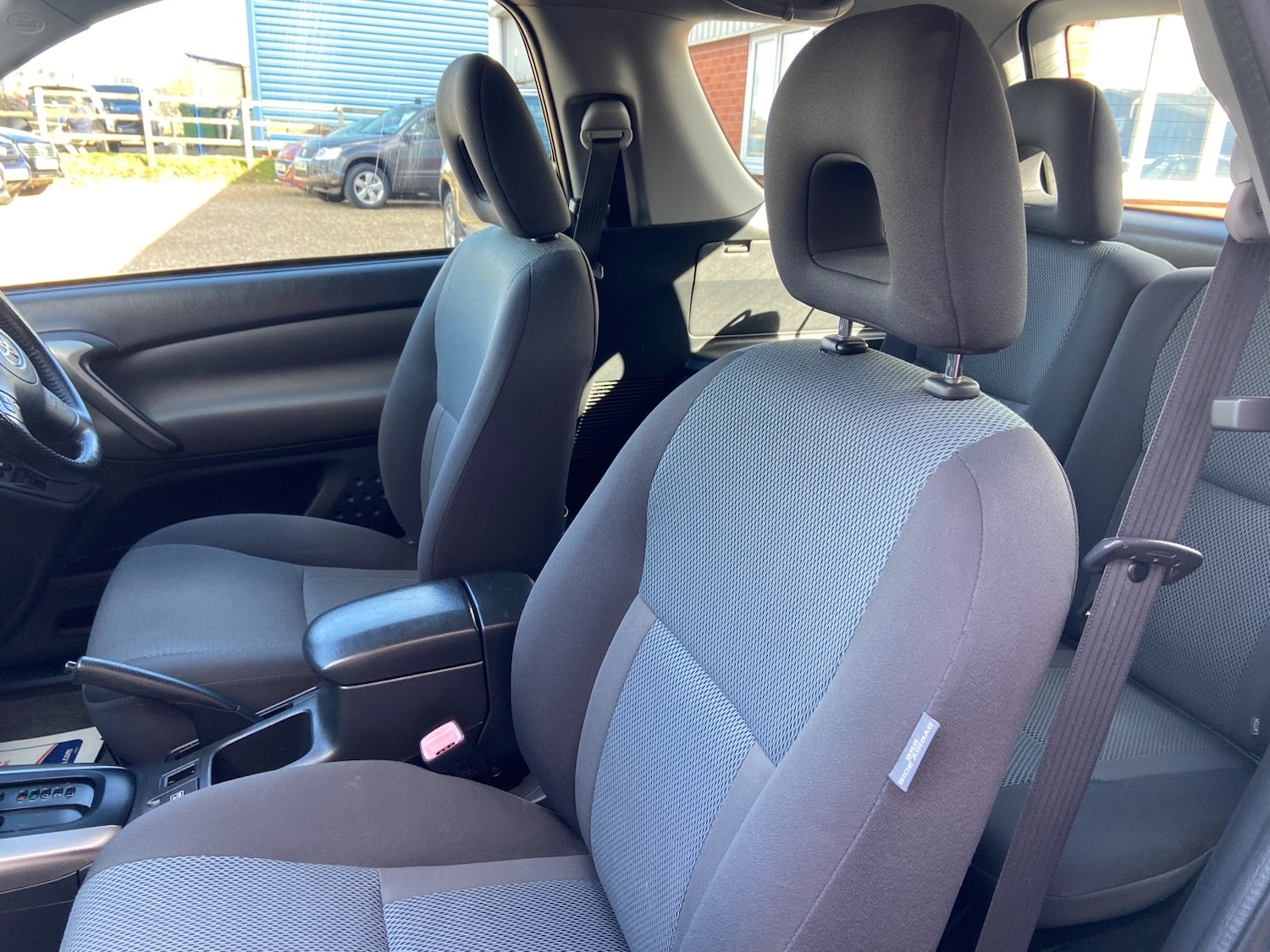 Used Toyota RAV4 2004 for sale - 77845518: Photo 26