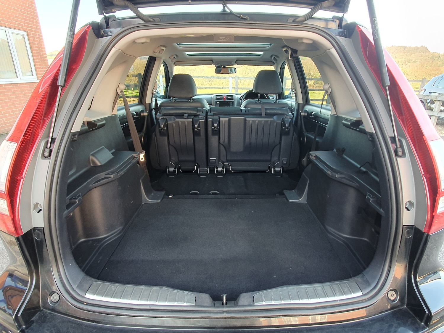 Used Honda CR-V 2010 for sale - 76653796: Photo 25