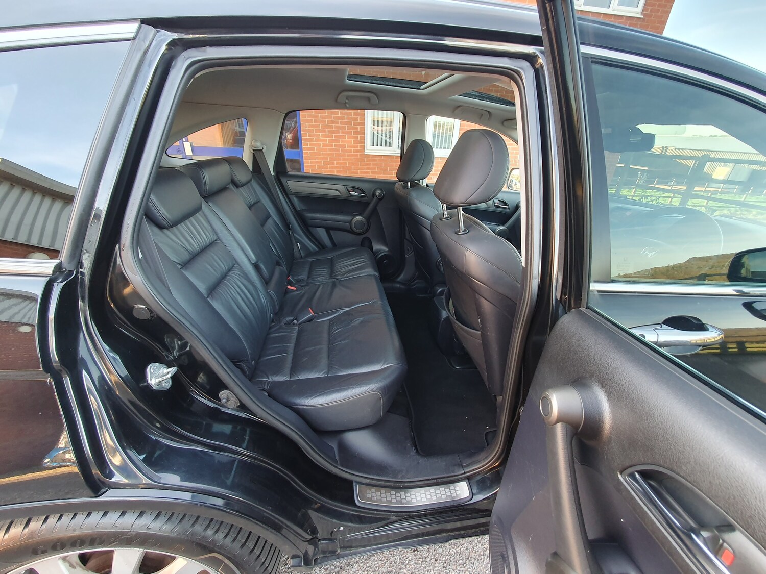 Used Honda CR-V 2010 for sale - 76653796: Photo 38