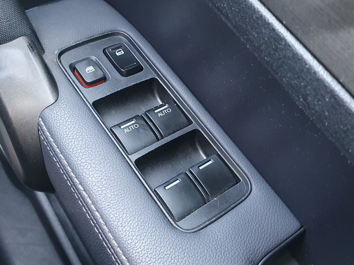 Used Honda CR-V 2010 for sale - 76653796: Photo 52