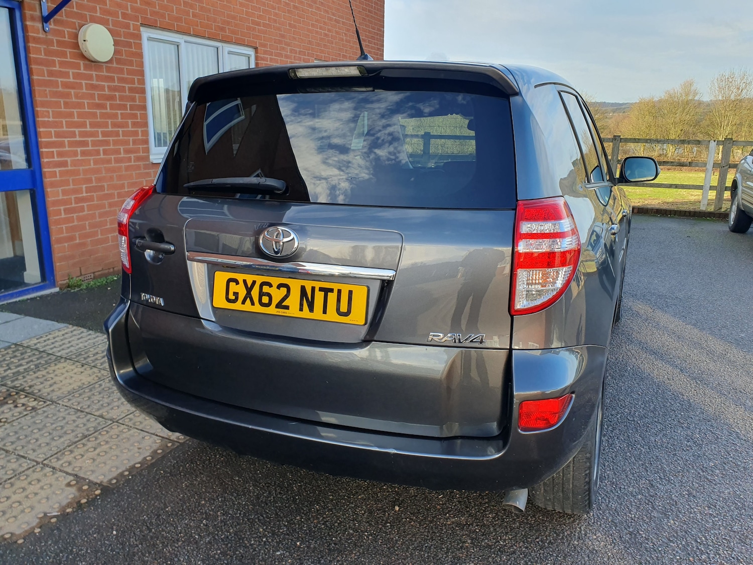 Used Toyota RAV4 2012 for sale - 76957659: Photo 13