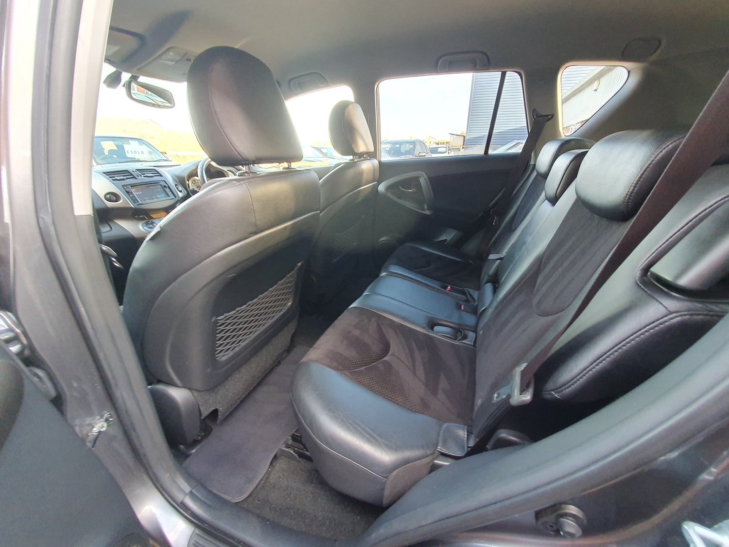 Used Toyota RAV4 2012 for sale - 76957659: Photo 26