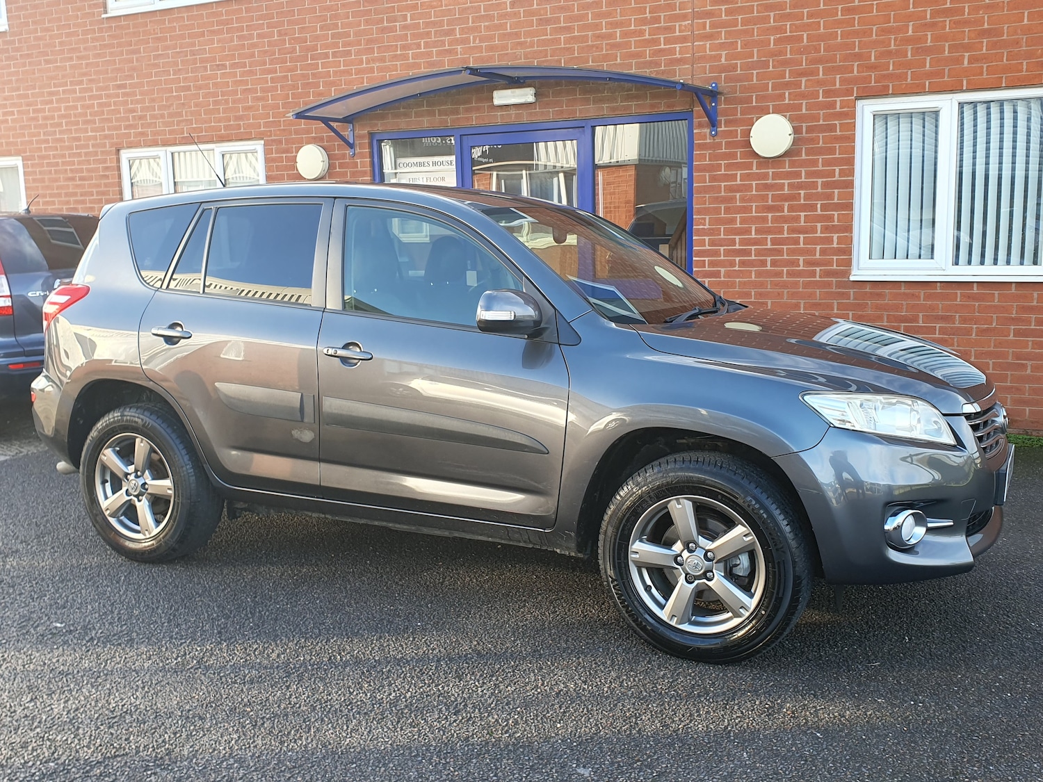 Used Toyota RAV4 2012 for sale - 76957659: Photo 4