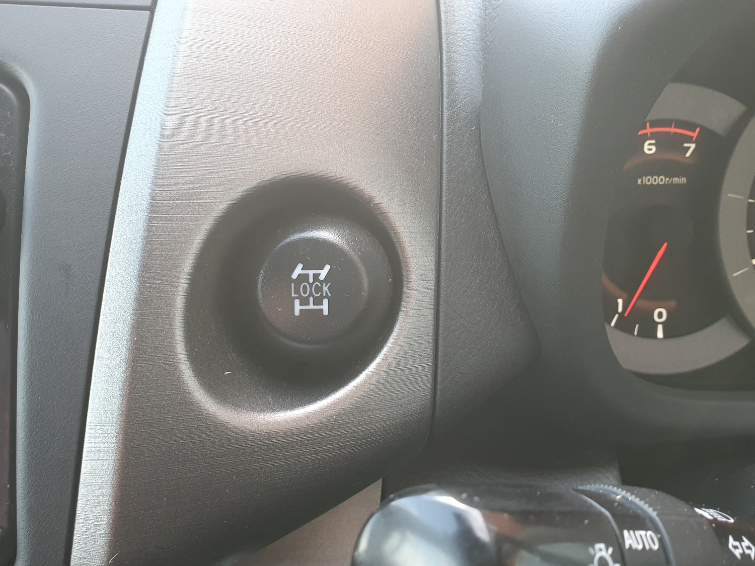 Used Toyota RAV4 2012 for sale - 76957659: Photo 45