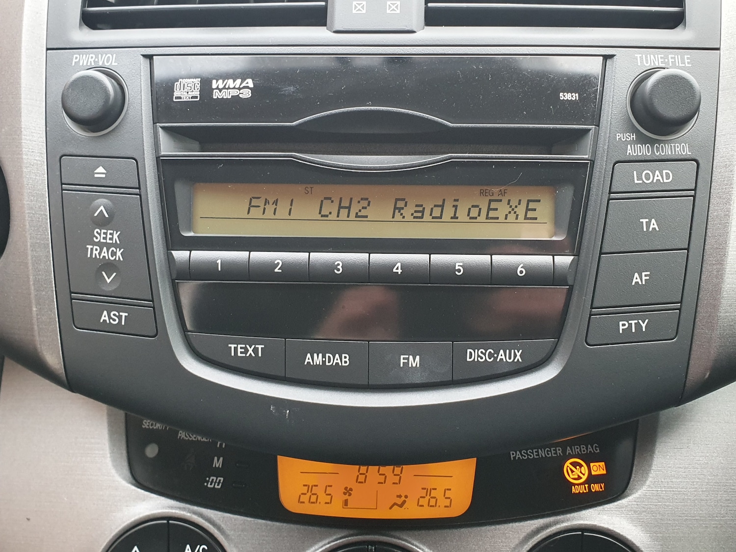 Used Toyota RAV4 2010 for sale - 76143618: Photo 29