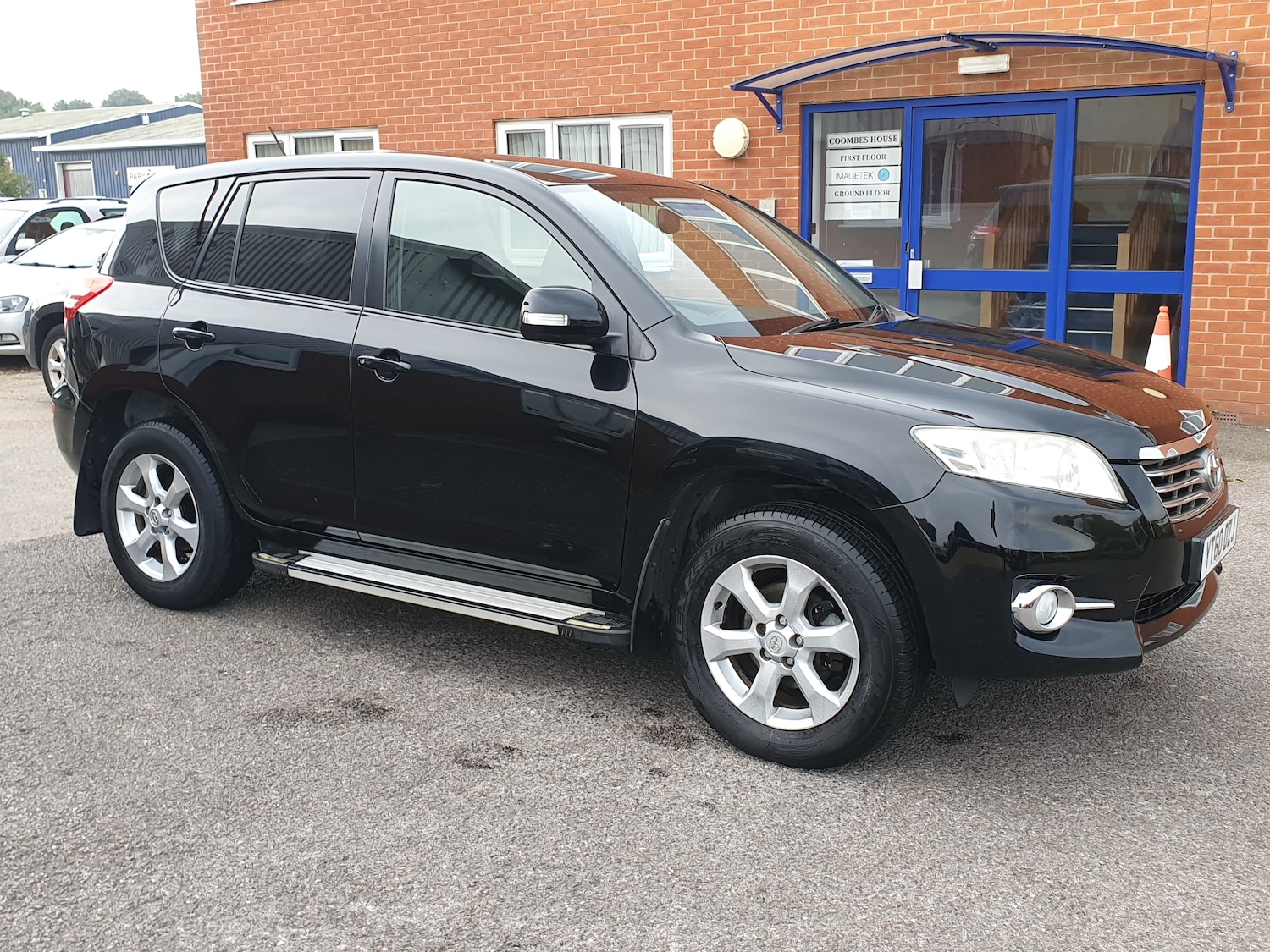 Used Toyota RAV4 2010 for sale - 76143618: Photo 3