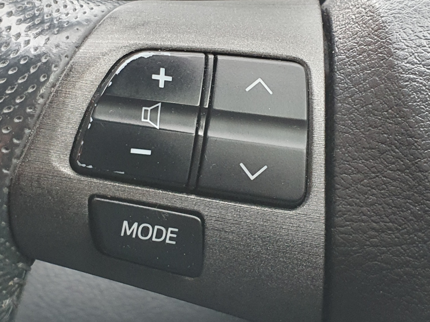Used Toyota RAV4 2010 for sale - 76143618: Photo 34