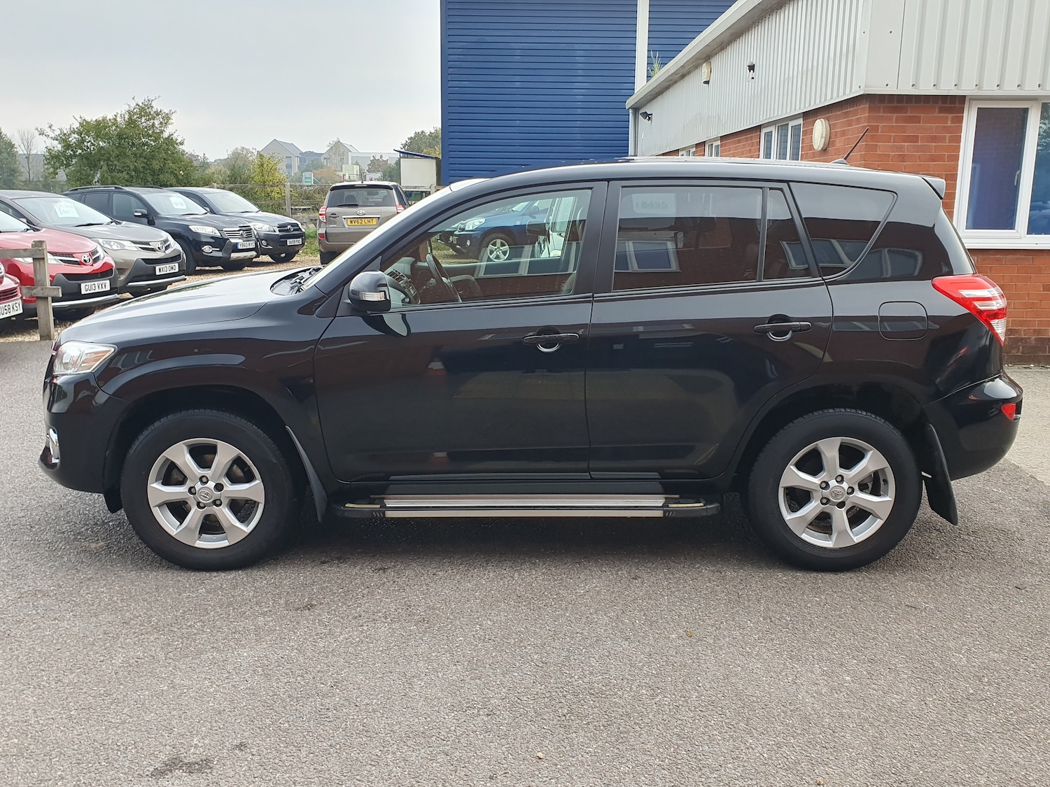 Used Toyota RAV4 2010 for sale - 76143618: Photo 9