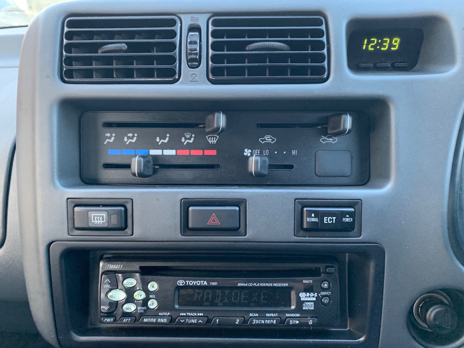 Used Toyota RAV4 1999 for sale - 76896371: Photo 9