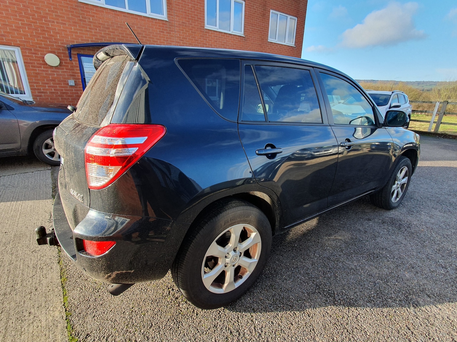 Used Toyota RAV4 2011 for sale - 77002029: Photo 8