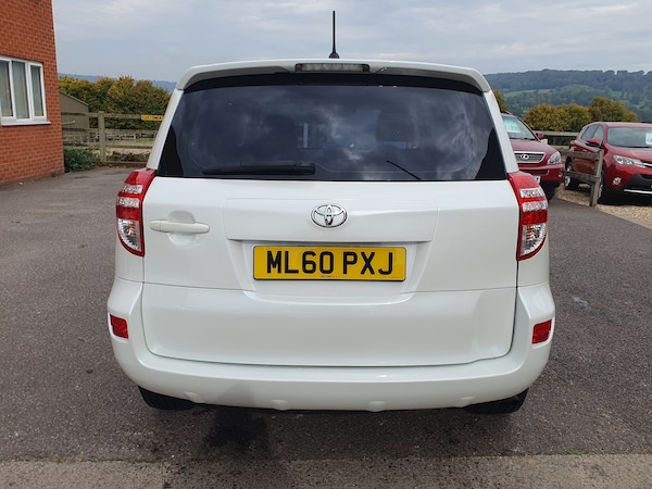 Used Toyota RAV4 2010 for sale - 76273777: Photo 16
