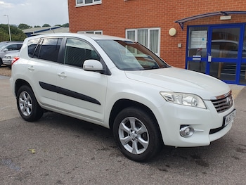 Used Toyota RAV4 2010 for sale - 76273777: Photo 3