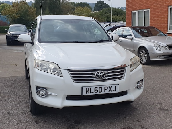 Used Toyota RAV4 2010 for sale - 76273777: Photo 6