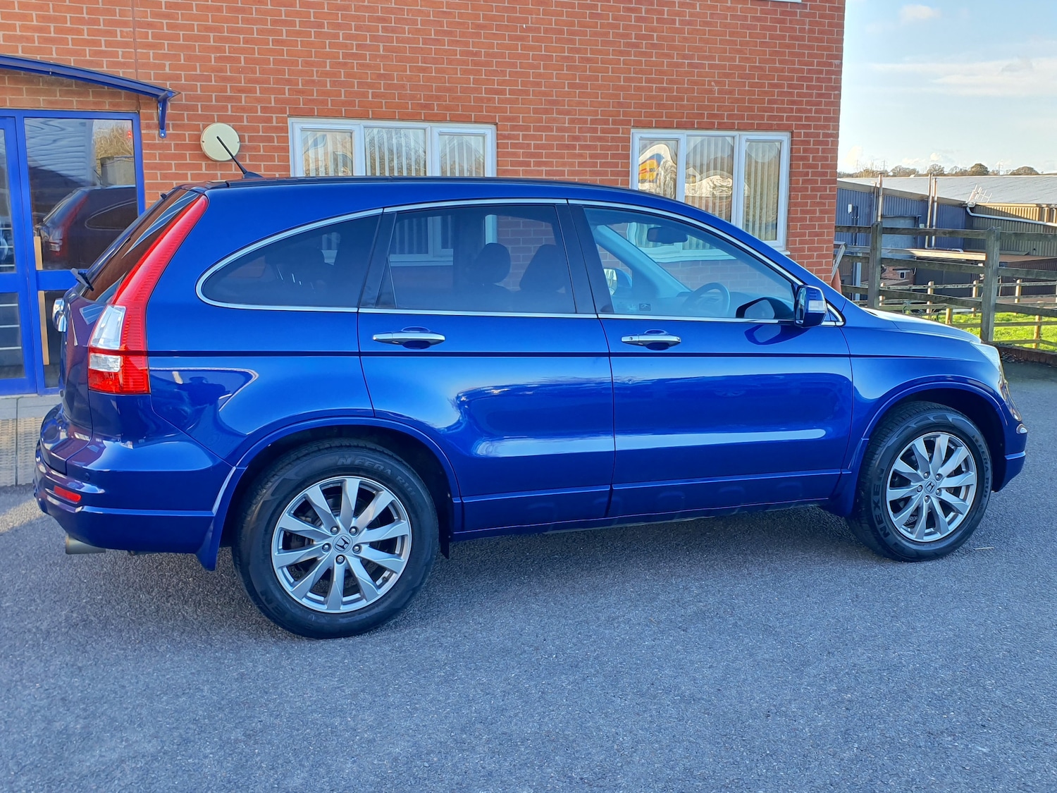 Used Honda CR-V 2011 for sale - 76641664: Photo 12