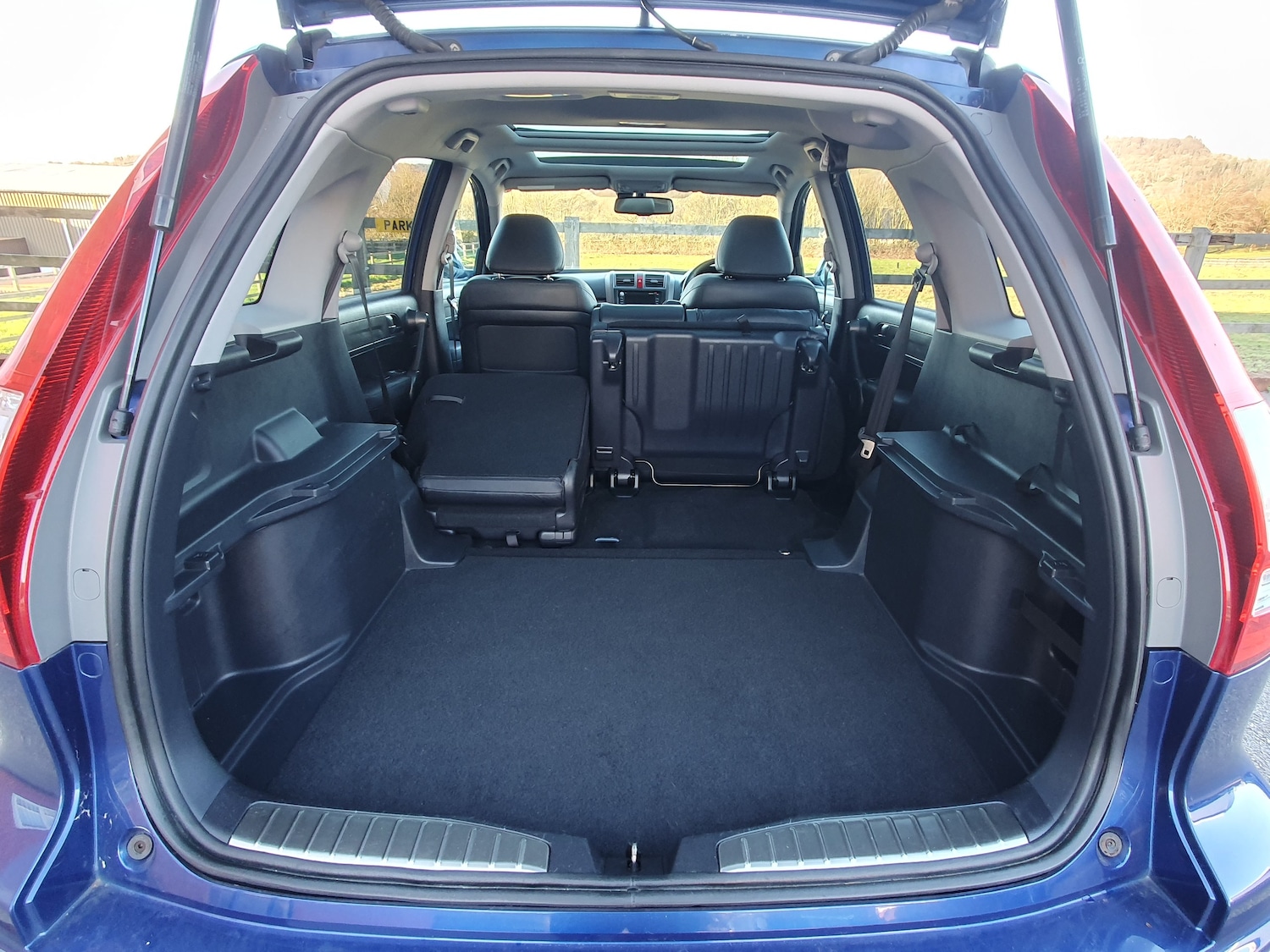 Used Honda CR-V 2011 for sale - 76641664: Photo 19