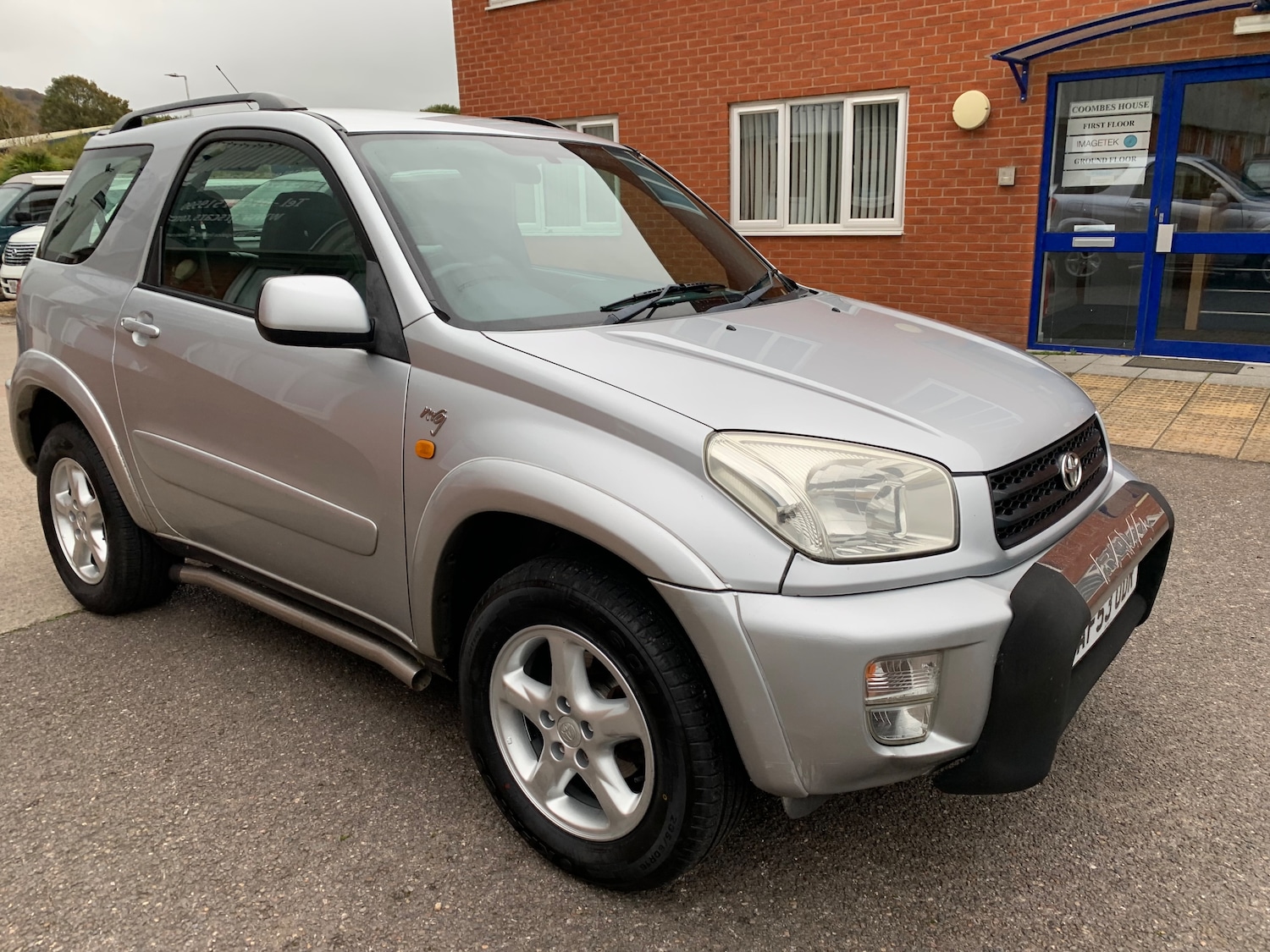 Used Toyota RAV4 2003 for sale - 76416489: Photo 1